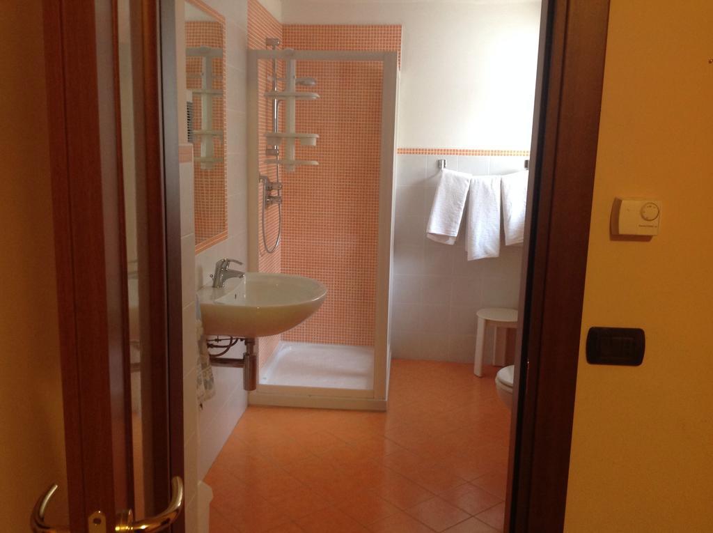 Hotel Persico Saluzzo Zimmer foto
